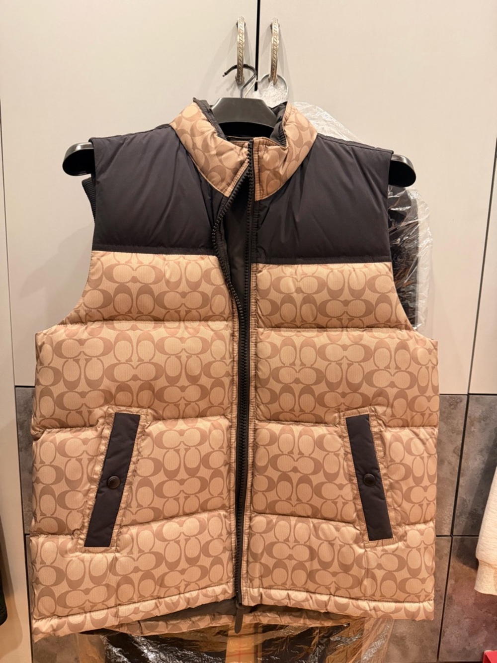 Men’s coach puffer vest